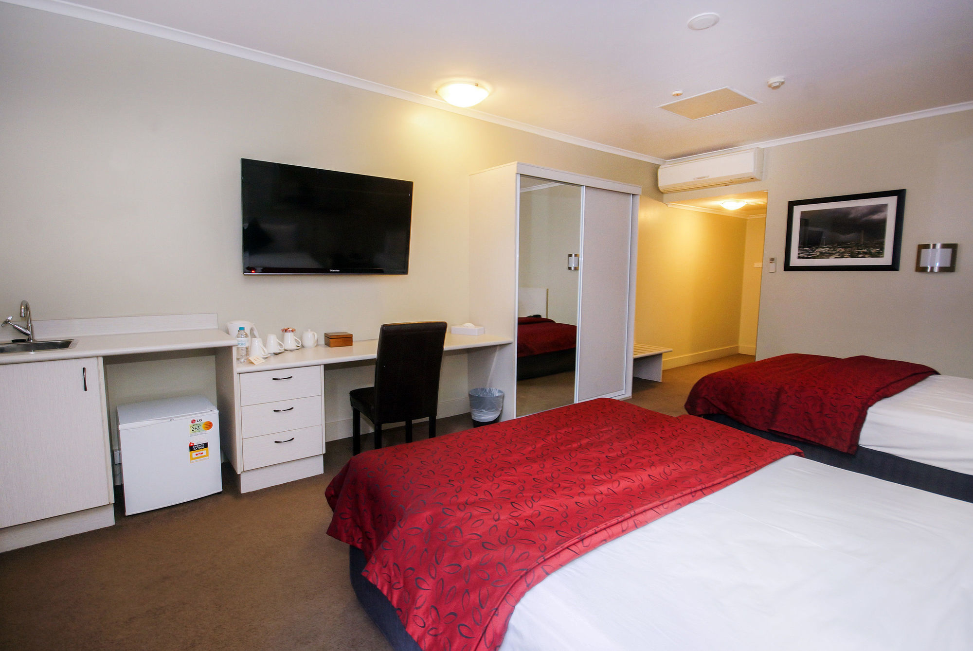Icon On Isa Motel Mount Isa Kültér fotó