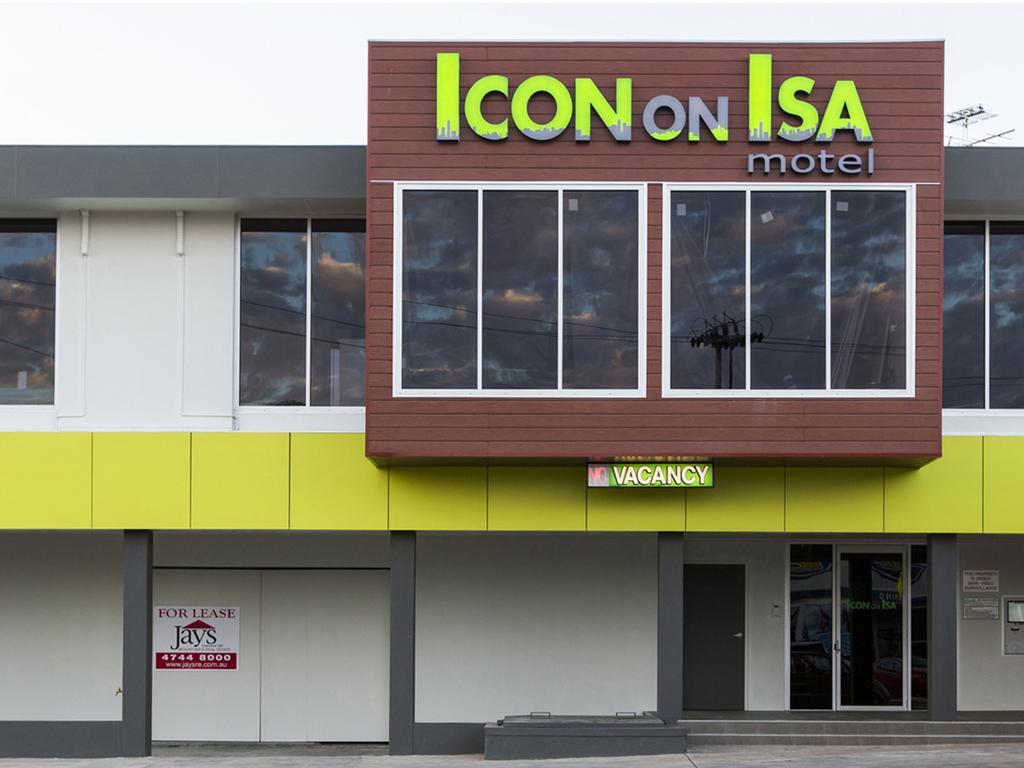 Icon On Isa Motel Mount Isa Kültér fotó